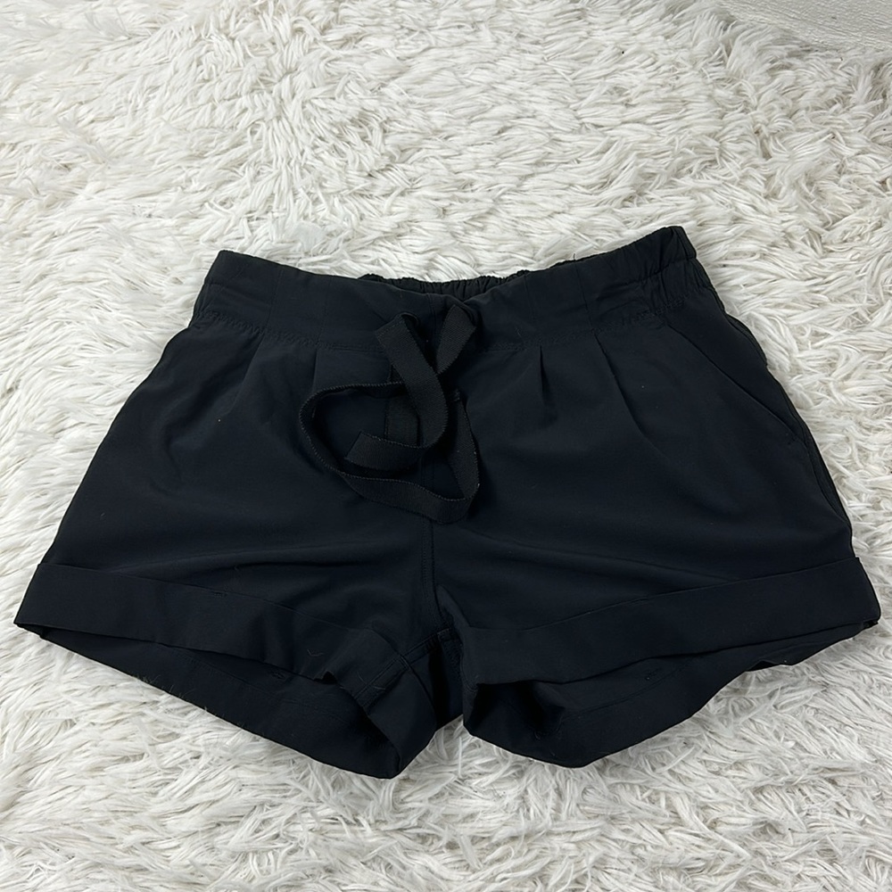 Lululemon Spring Break Away Shorts Black